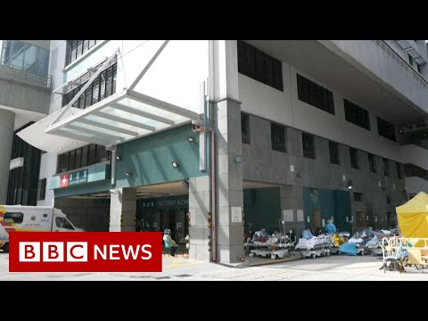 Hong Kong’s hospitals overwhelmed amid spike in Covid cases – BBC News